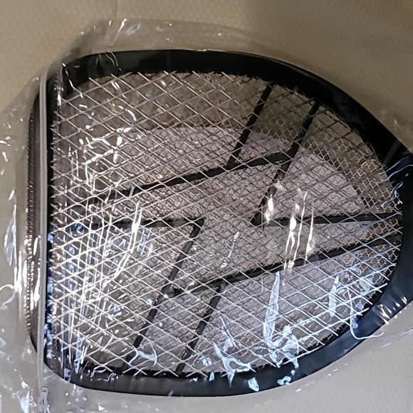 Mosquito/bug Zapper - Picture 2 of 6